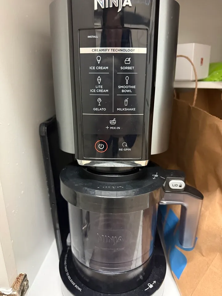 닌자 아이스크림 메이커
					전자/가전
					Chinohills