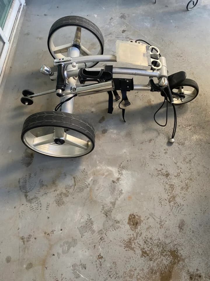 리모트 컨트롤 골프 카트 250불
					운동/건강
					Hawaiian Gardens