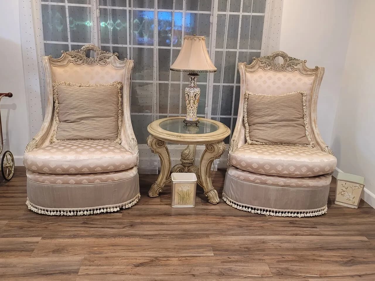 프렌치 프로방스 액센트 의자 셋트
					무빙세일
					Oc 부에나팍