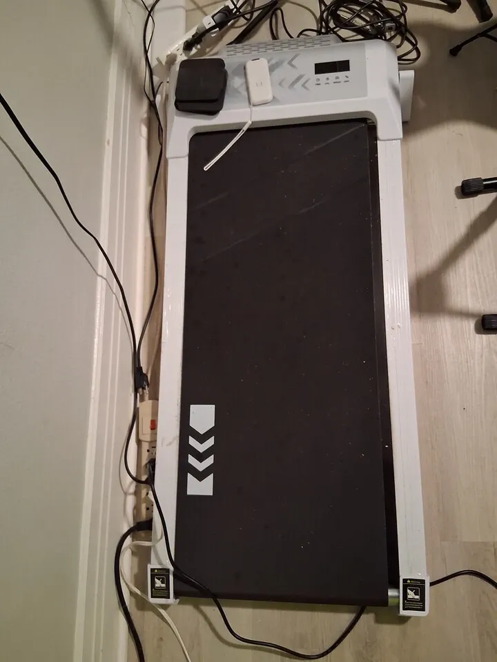 무빙세일, 화장대 세트, 다이닝 테이블 세트, 러닝머신
					무빙세일
					LA