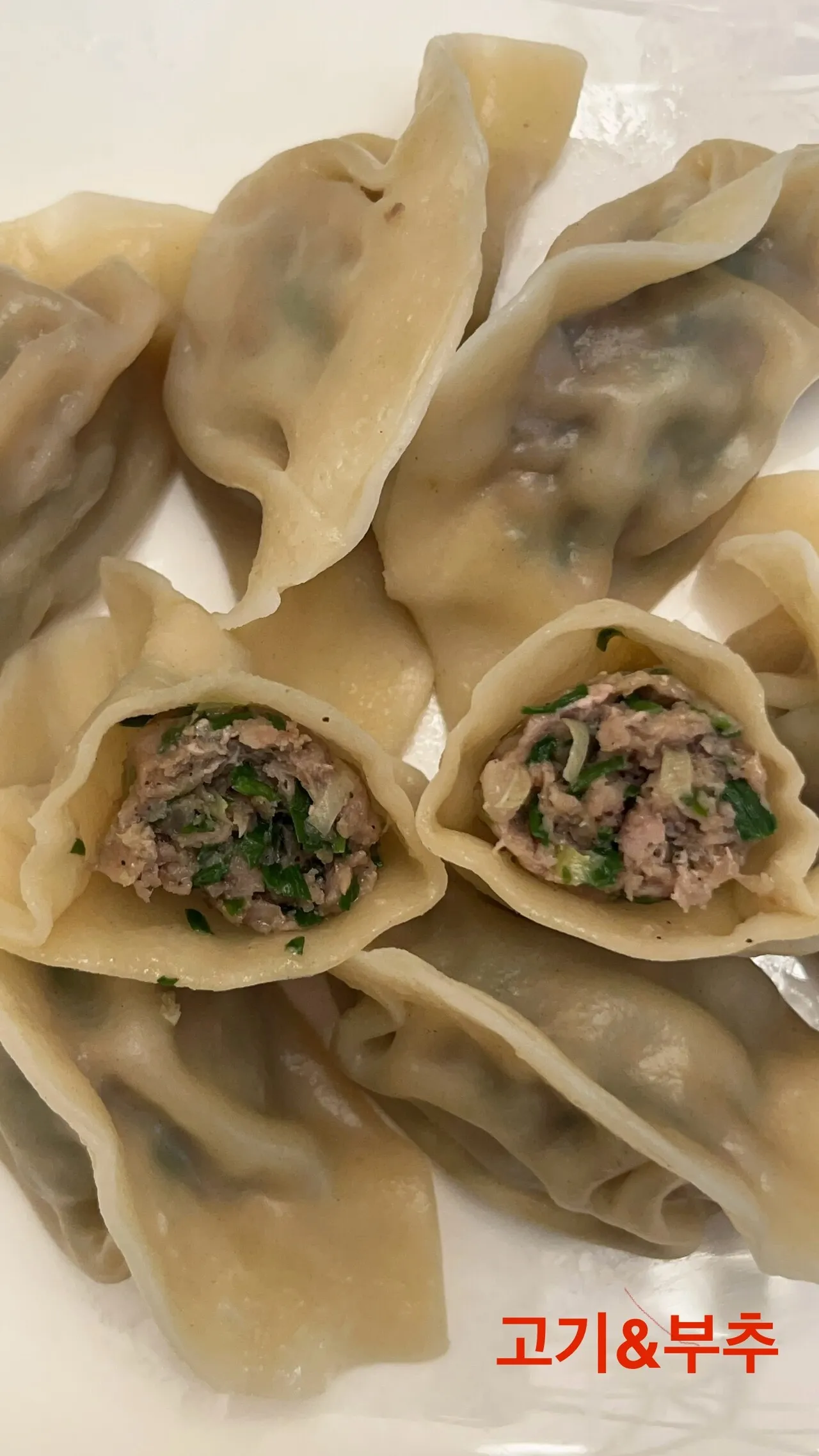 맛있는 우리집 손만두
					기타
					Fullerton& Rowland Heights