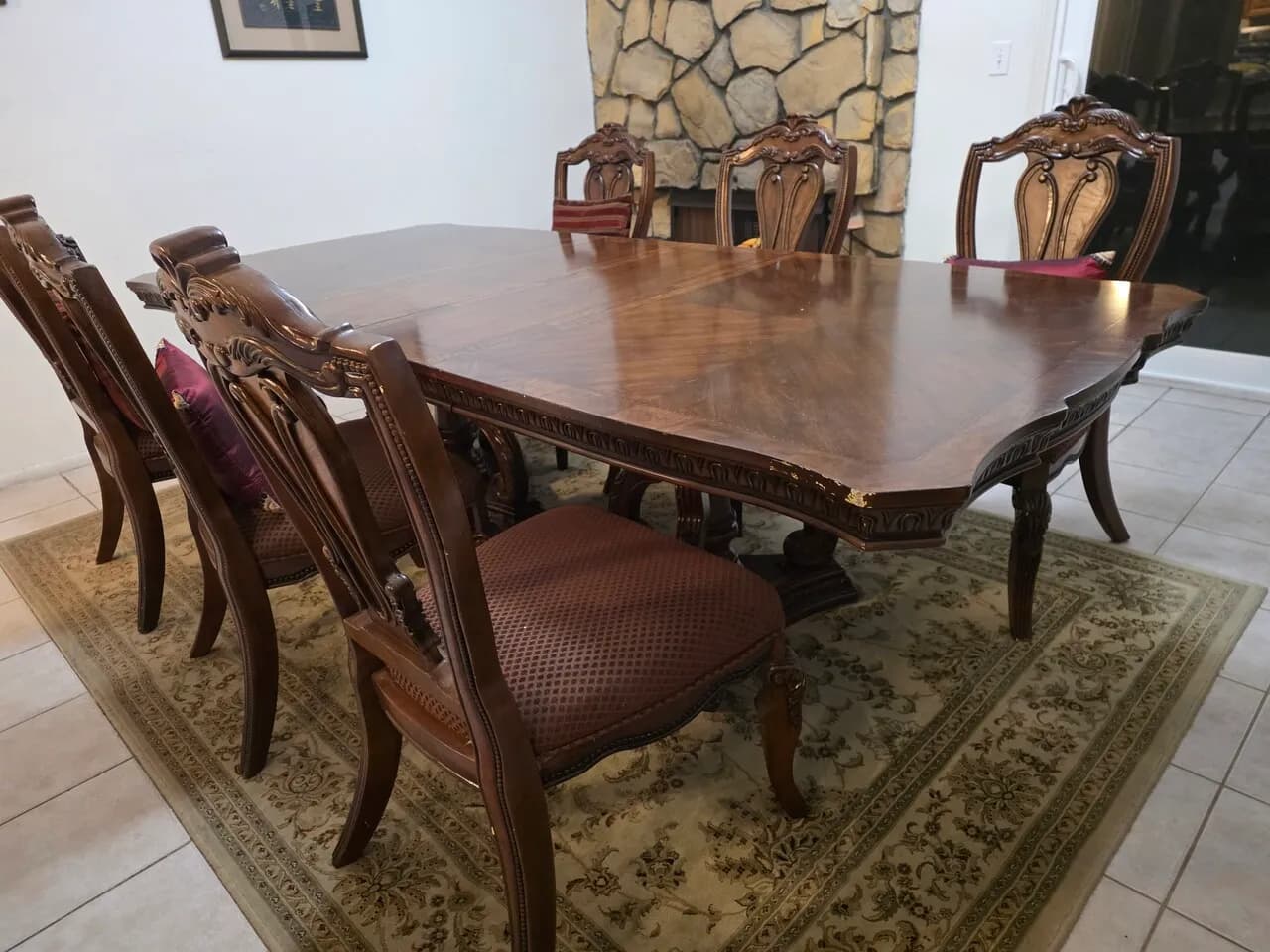 Dining Table 팝니다.
					무빙세일
					Cerritos