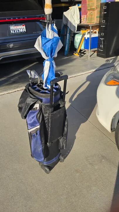 골프 3발 , 골프백 거의 새것 급매
					운동/건강
					La 한인