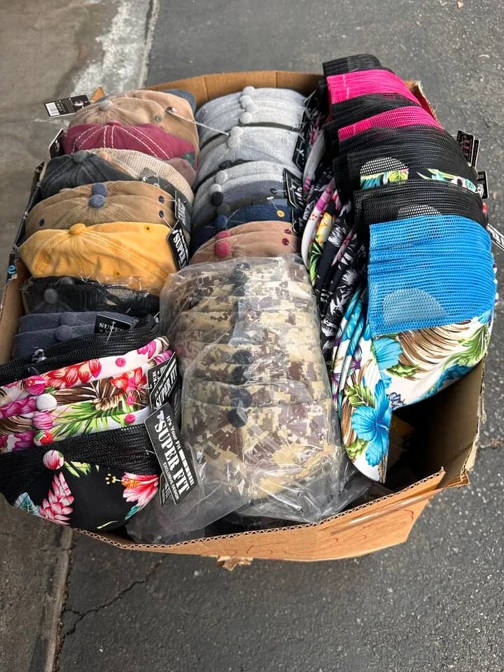 모자(새것)
					의류/패션
					Carson