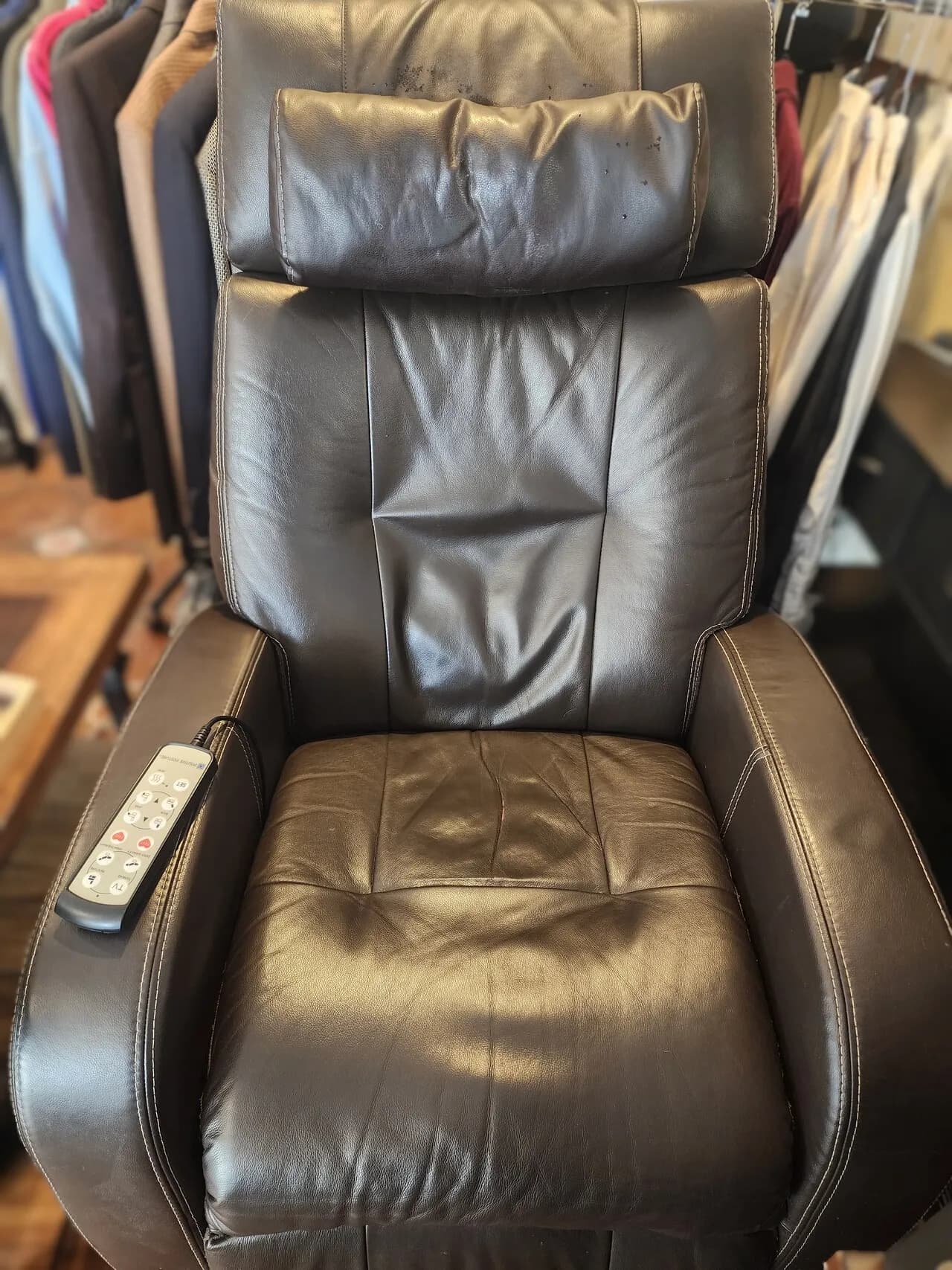 Positive Posture Cafe Recliner 리클라이너 (구매가 $3,699)
					무빙세일
					Glendale