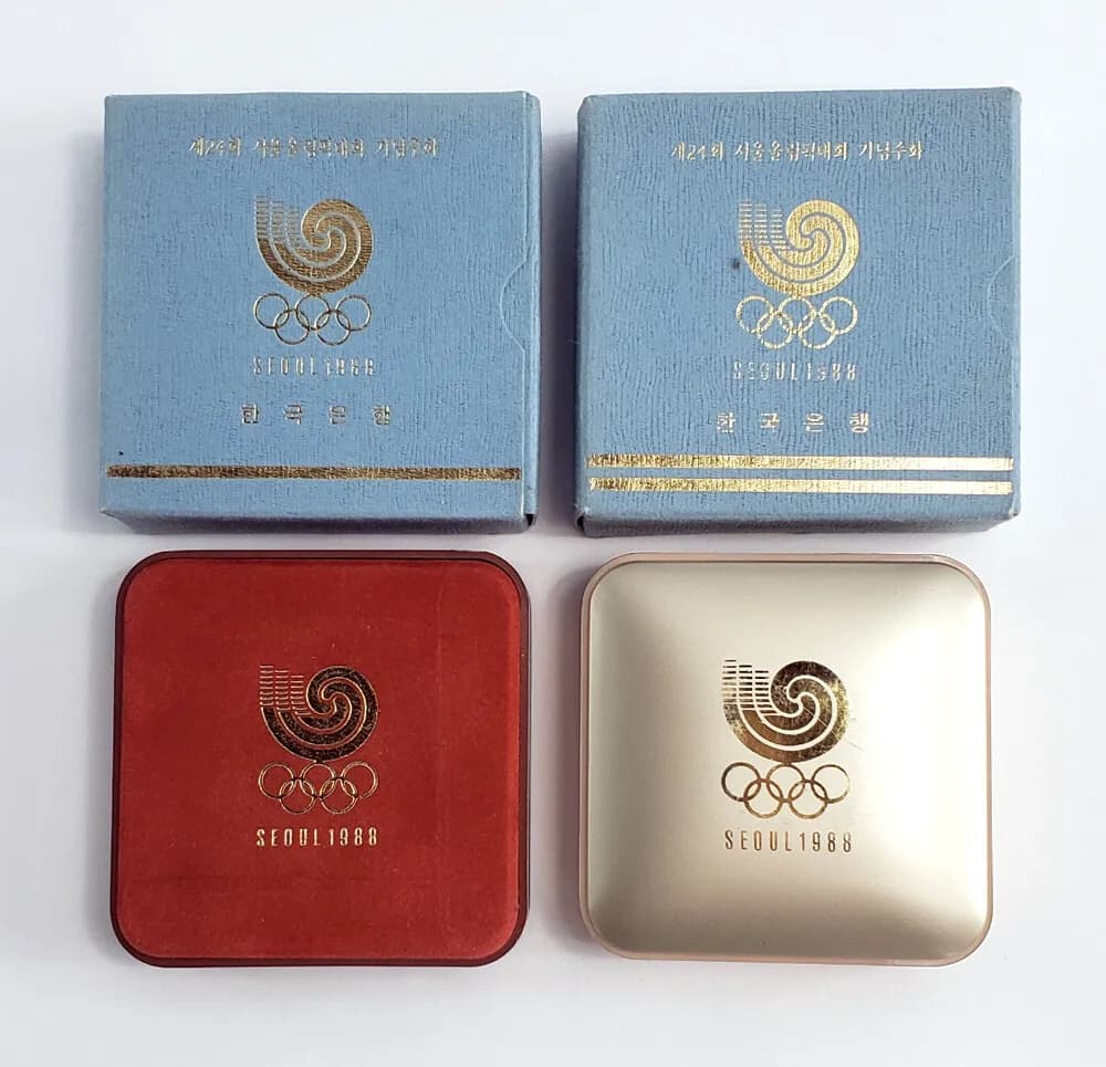 서울 올림픽 기념주화 액면 10000원 및 액면 5000원 은화
					운동/건강
					Los Angeles