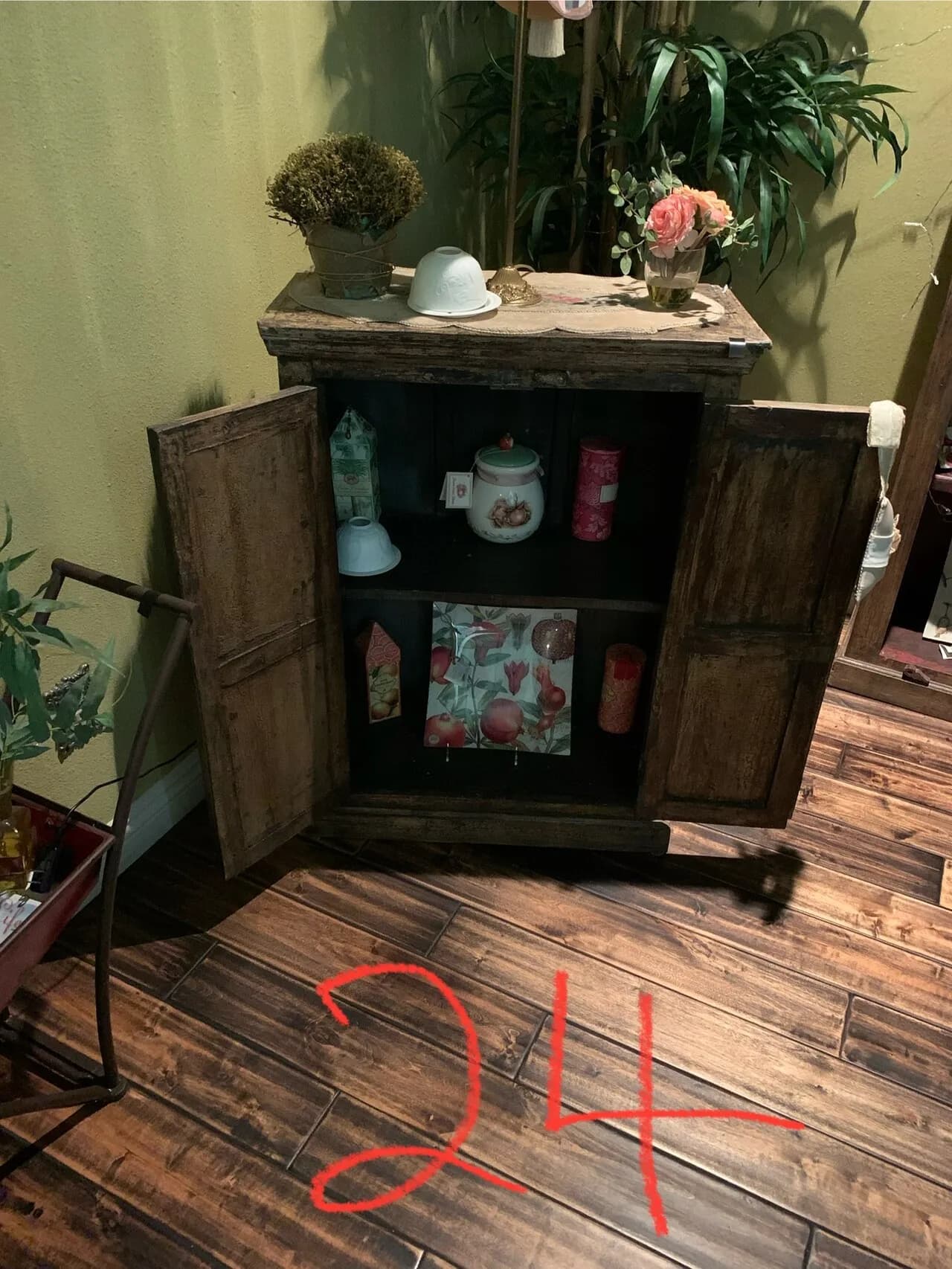 Home and office decor
					무빙세일
					Buena Park