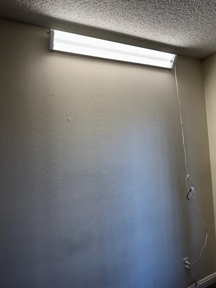 LED 전등 팝니다
					기타
					Los Angeles