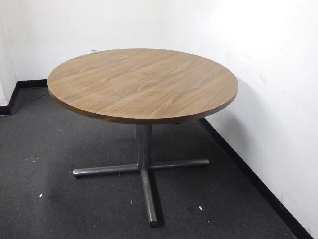 회사 이전 정리 – 사무실 가구 일괄/개별 판매
					무빙세일
					Inglewood / Lax