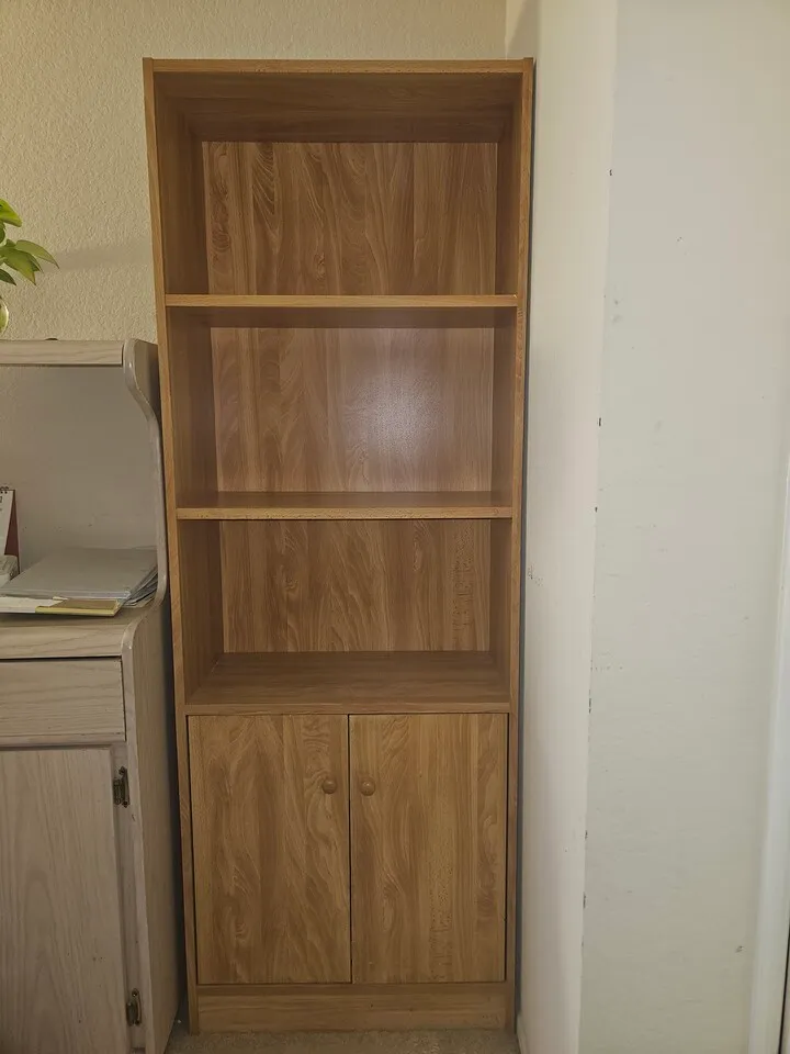 책장 급하게 팔아요
					무빙세일
					Glendale