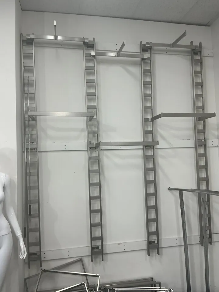 옷가게 rack 팝니다
					의류/패션
					Van Nuys