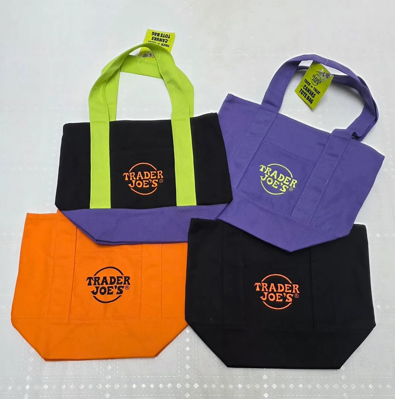 트레이더 조 할로윈 토트백 ( 개당 $7 )
					기타
					La , Oc