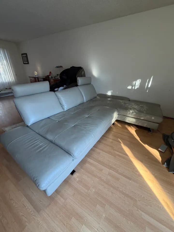 5인용 코너 소파/쉘프/서랍장 그외 등등
					무빙세일
					Monterey Park