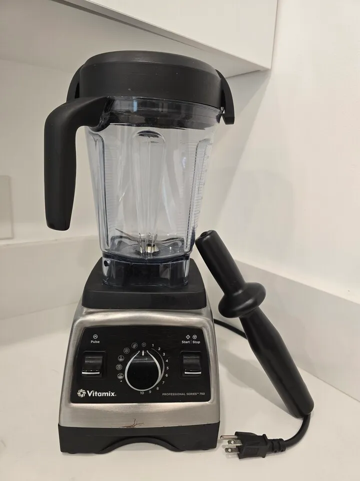 Vitamix Professional Series 750 Blender
					전자/가전
					La (westwood)