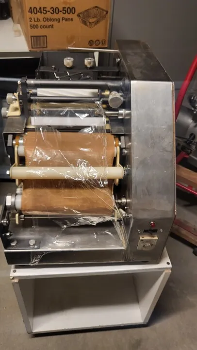 김밥 마는기계
					전자/가전
					Los Angeles