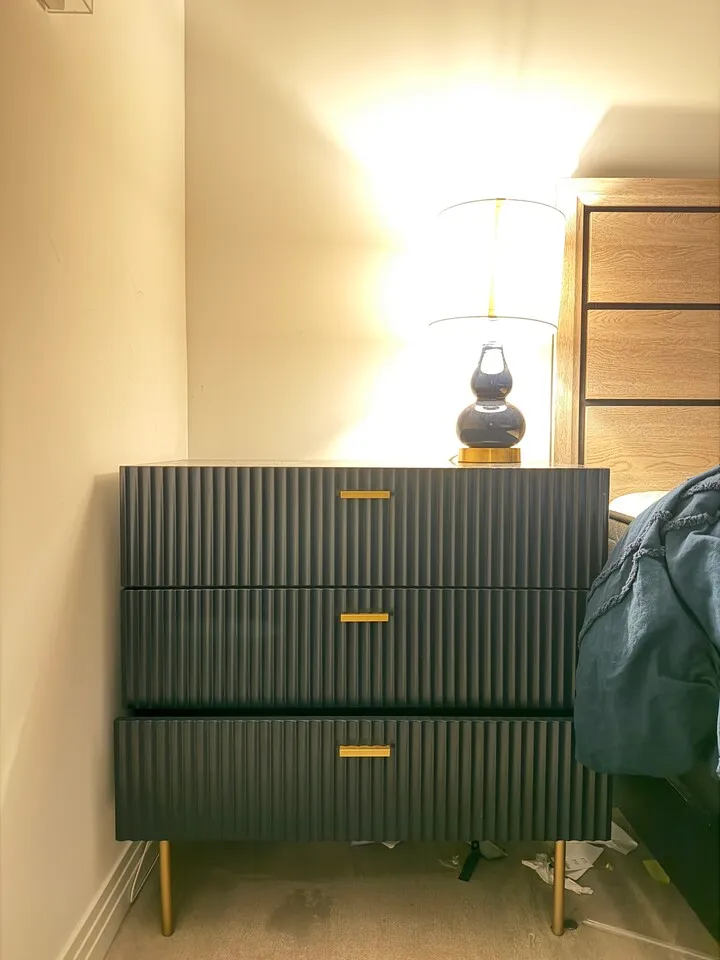 3단 수납장 Drawer & 스탠드 조명 램프
					무빙세일
					La Westwood 인근