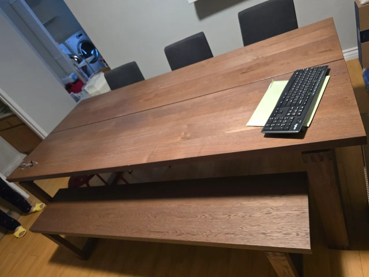 원목 가구 8인용 식탁. (의자 포함 )
					무빙세일
					La Mirada