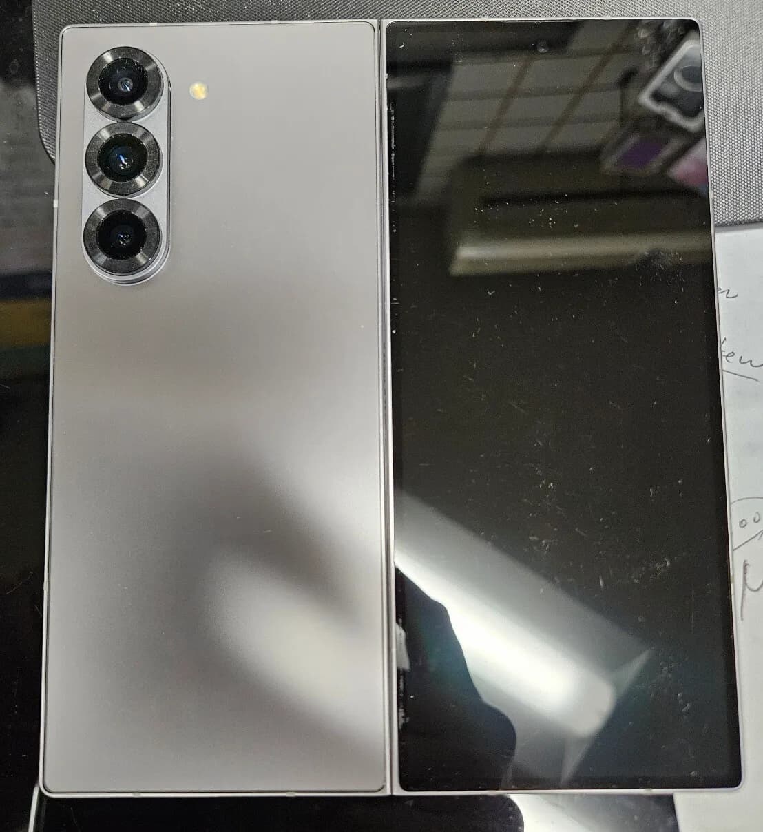 Samsung Galaxy Z Fold 6 팝니다. 삼성 갤럭시 폴드 6
					전자/가전
					Los Angeles