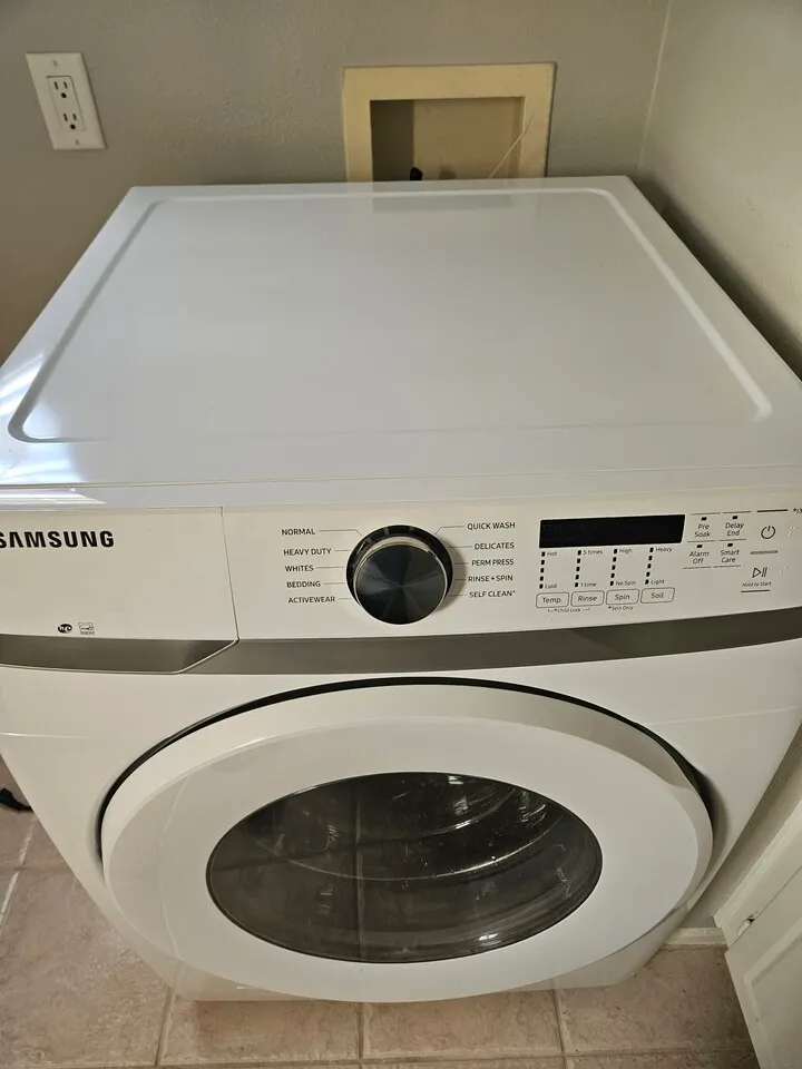 삼성 세탁기 싸게 판매합니다(2025.2월 구입)
					전자/가전
					La Mirada La
