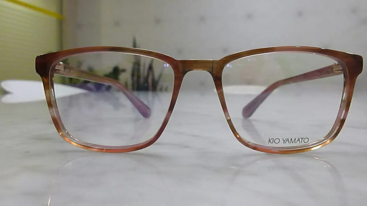 NEW-일본-키오 야마토-PINKISH BROWN-안 경 테
					의류/패션
					Los Angeles