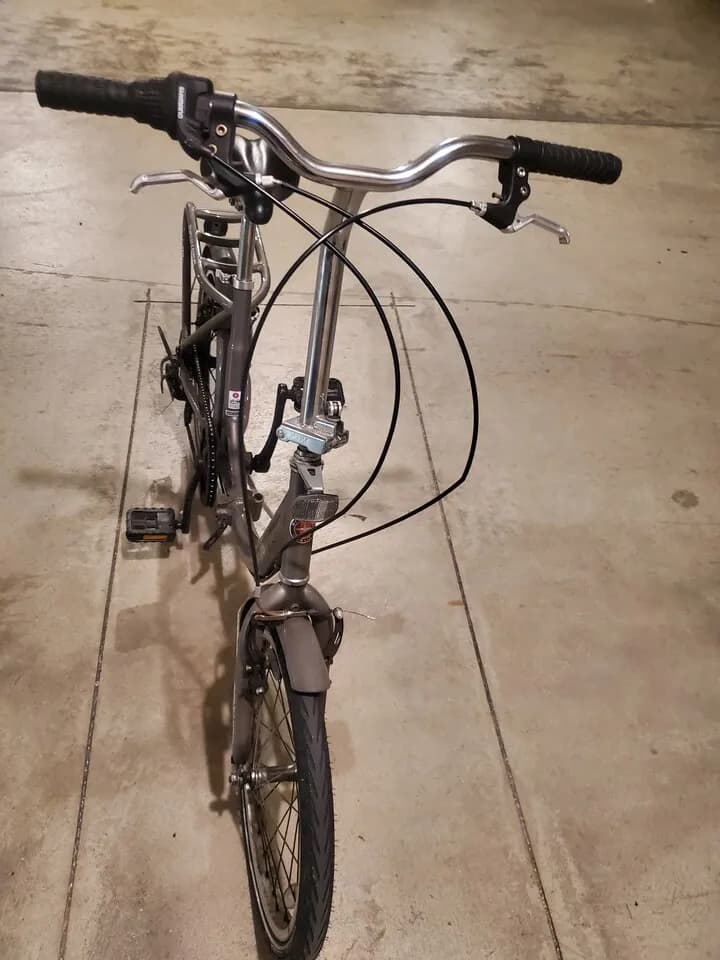 가벼운 접이식 자전거 Schwinn Loop
					무빙세일
					Los Angeles