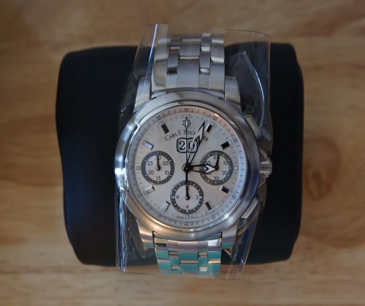 Carl F. Bucherer Patravi Chronograph 시계 ($5175)
					의류/패션
					오렌지카운티