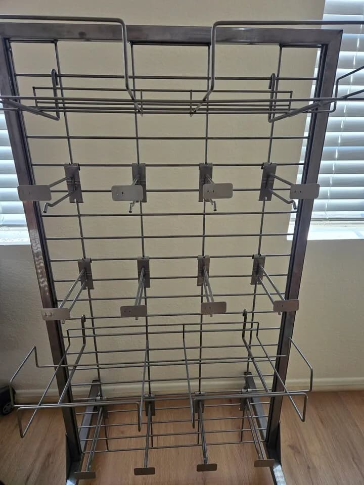 Display self new $55 5-tier shelf $50 plastic 6-tier shelf $25 wood shelf $15
					가구
					Buena Park