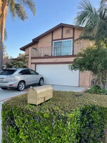 방 하나 세놓습니다
					기타
					Mission Viejo