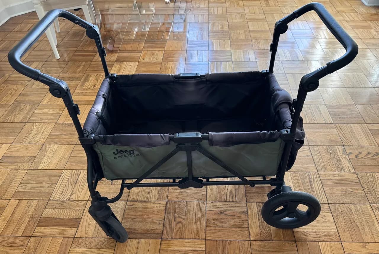 Jeep Deluxe Wrangler Stroller Wagon(웨건)
					무빙세일
					Los Angeles