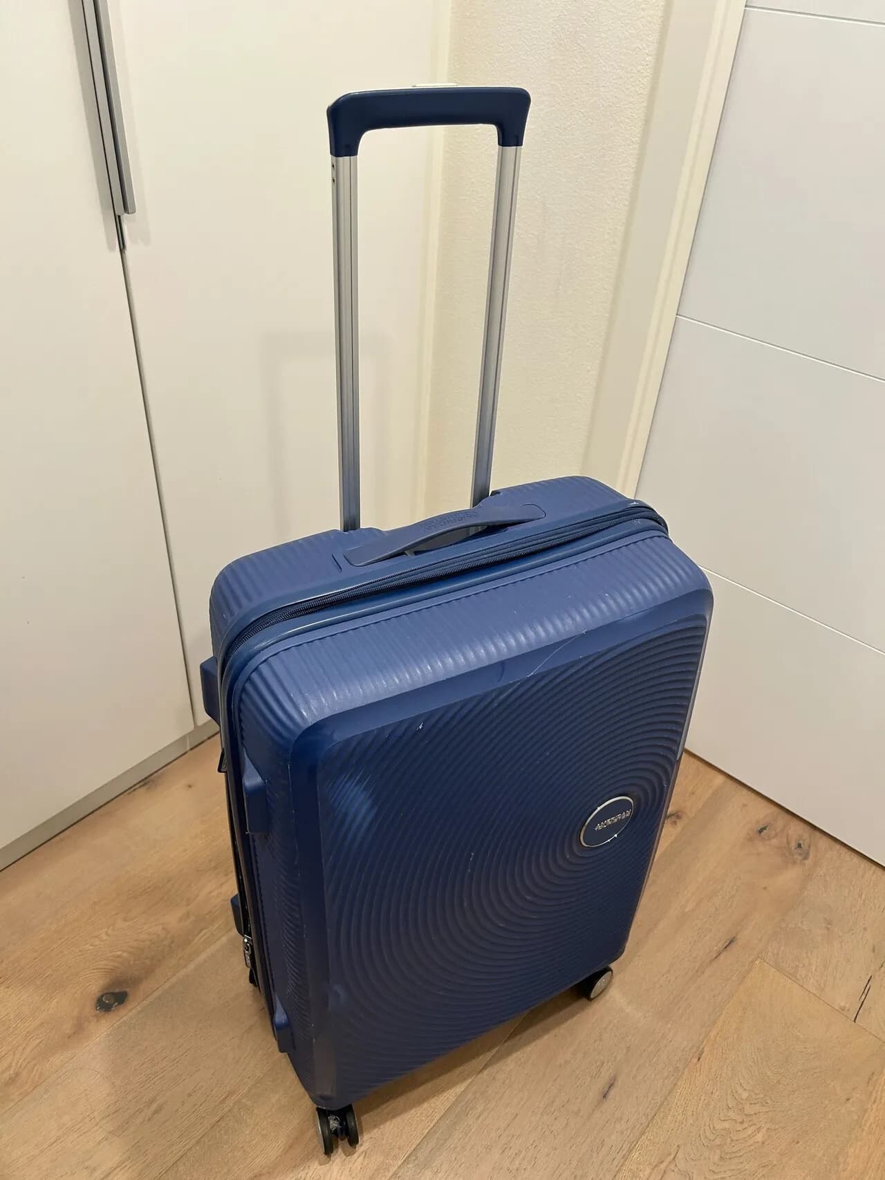 수트케이스 여행용 캐리어
					기타
					La 한타