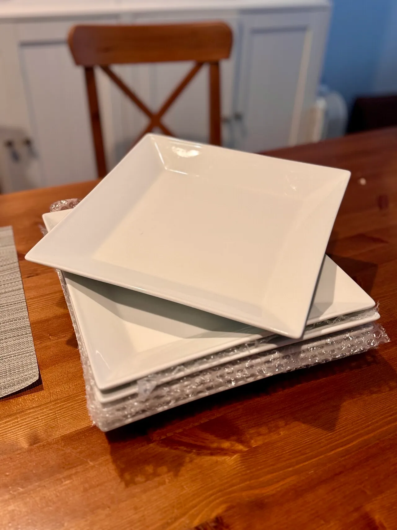 The Cellar 화이트 사각 접시 6개 세트 (11.5)
					무빙세일
					El Monte