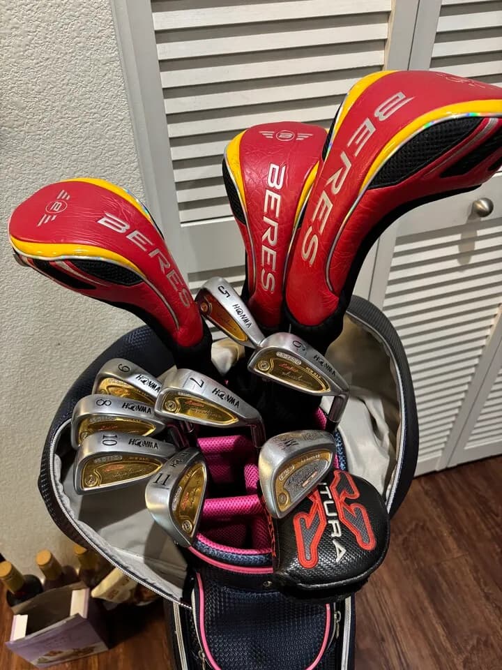 여성용 HONMA GOLF LB-280 4star 24K gold
					운동/건강
					Los Angeles