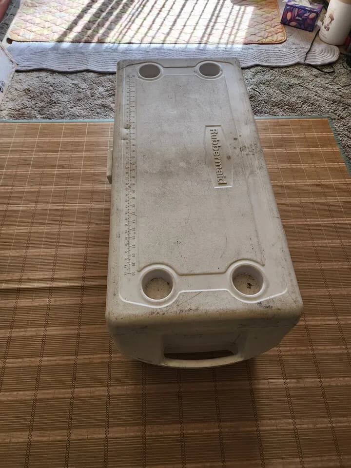 아이스박스 팝니다
					기타
					Los Angeles