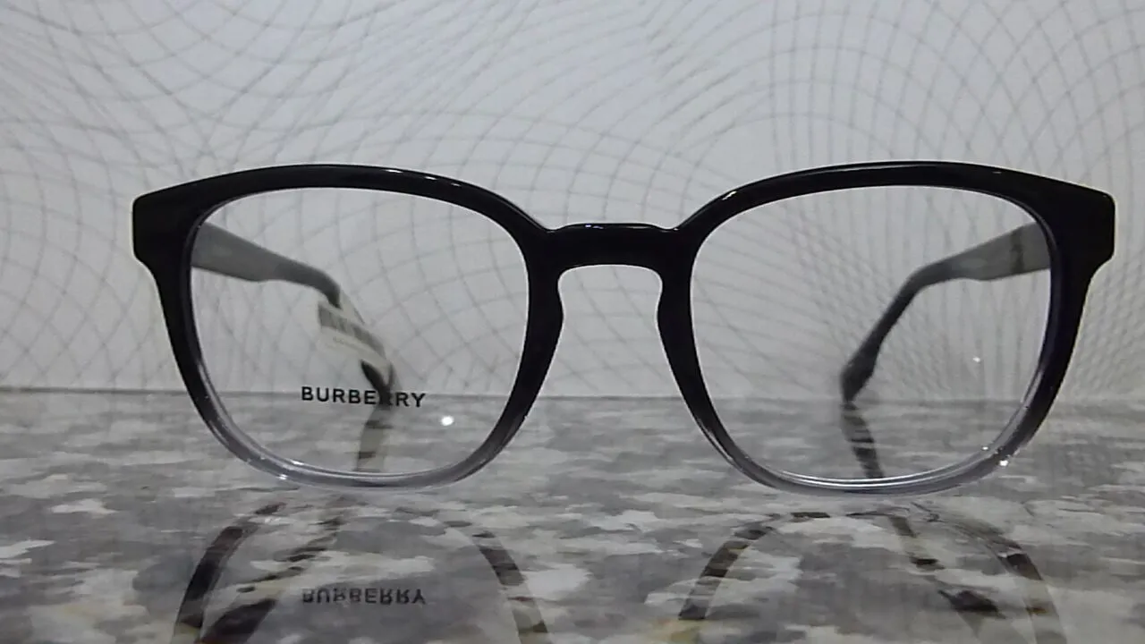 NEW-이태리-버버리-BLACK-CLEAR-안 경 테
					의류/패션
					Los Angeles