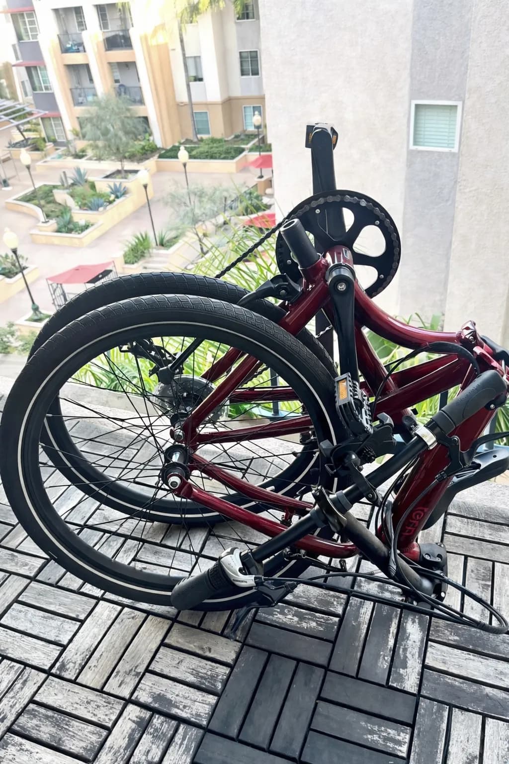 고급 접이식 자전거 Tern C8. Cuisinart 그릴 판매
					기타
					Los Angeles