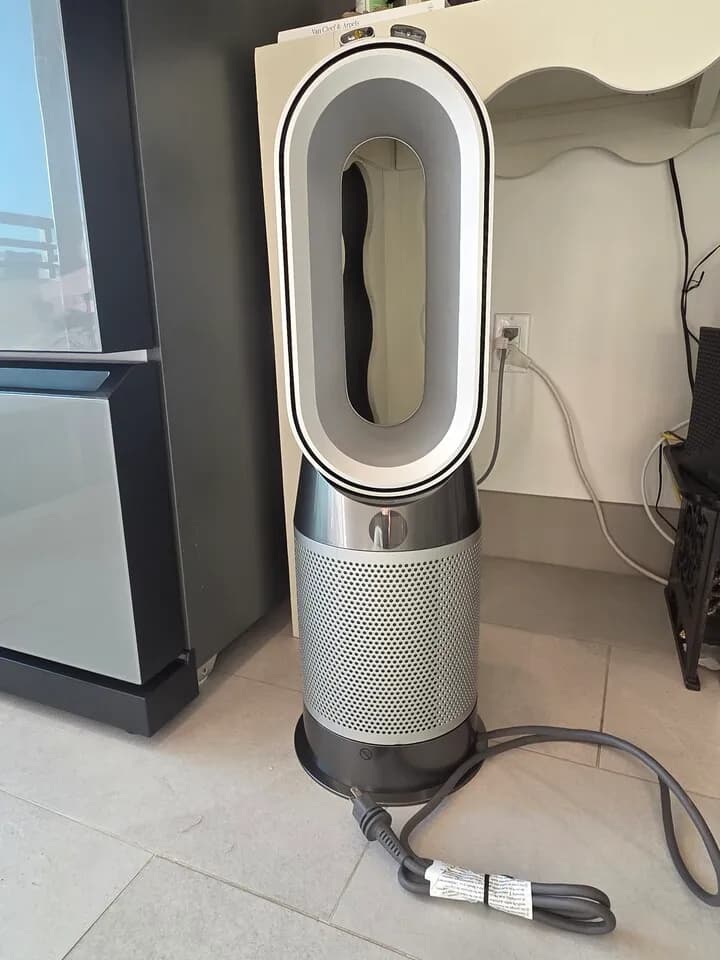 Dyson hot/cold airpurifier fan
					전자/가전
					LA
