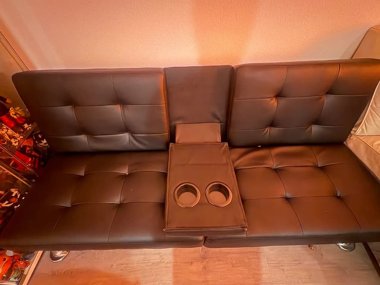 Futon sofa ( 배달 가능 합니다)
					무빙세일
					La Habra