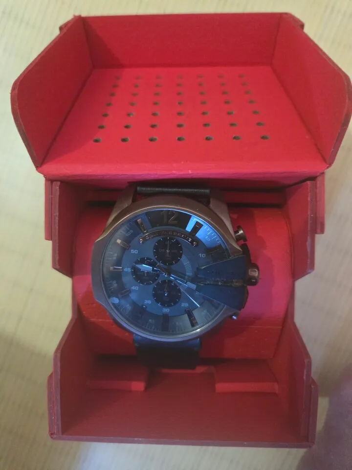 Diesel Watch
					전자/가전
					엘에이