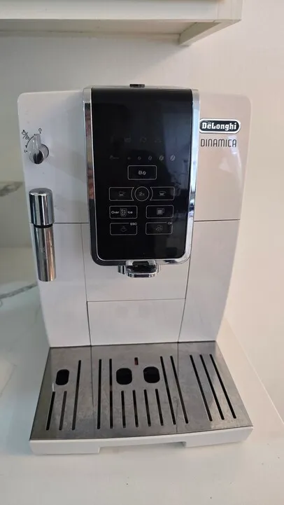 DeLonghi Dinamica ECAM35020 전자동 커피머신
					무빙세일
					Los Angeles