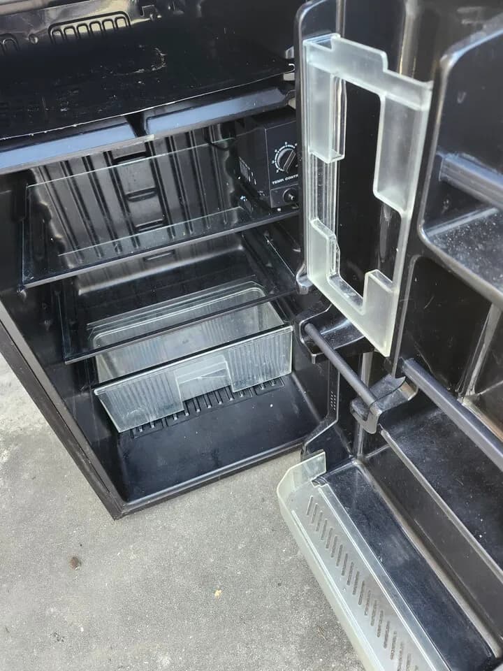 소형냉장고
					전자/가전
					Garden Grove