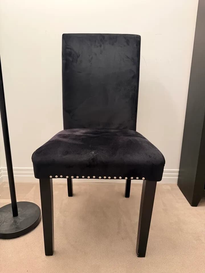 2월 무빙세일 대폭 할인
					무빙세일
					Los Angeles Westwood 인근