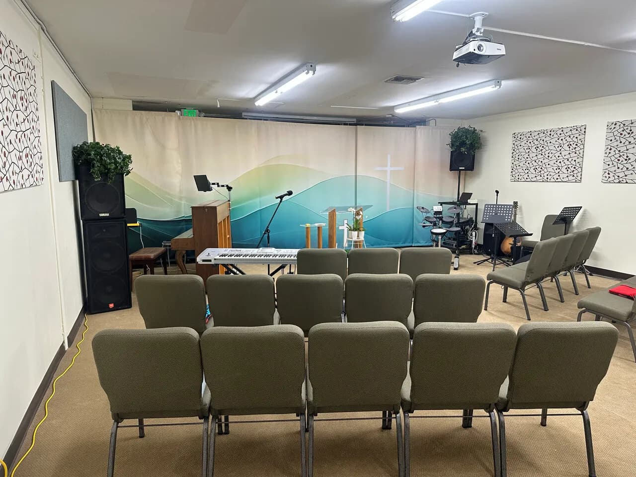 교회장비, 물건들 정리합니다
					무빙세일
					Chatsworth (northridge)