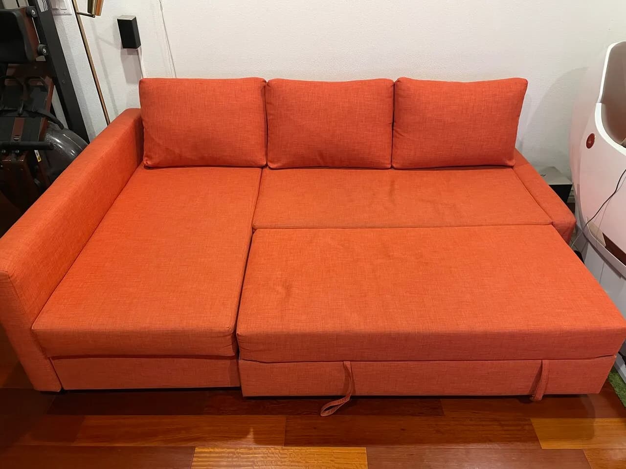 Ikea sectional Sleeper Sofa with storage
					가구
					Los Angeles