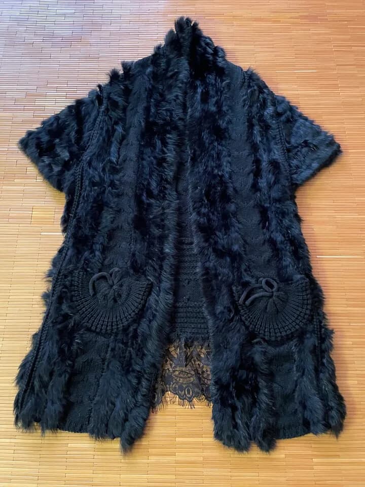 Cardigan / 한국옷 / New
					의류/패션
					Los Angeles