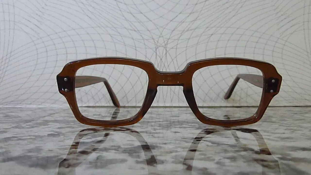 NEW-VINTAGE-MILATERY-안경테
					의류/패션
					Los Angeles