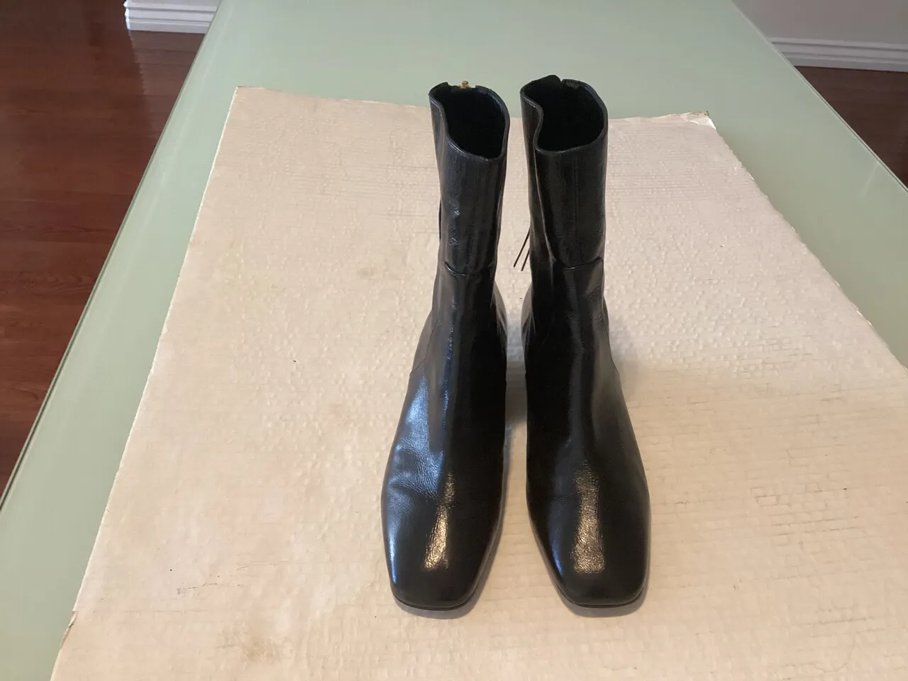 여성 부츠 ( size 8 )
					의류/패션
					한인타운