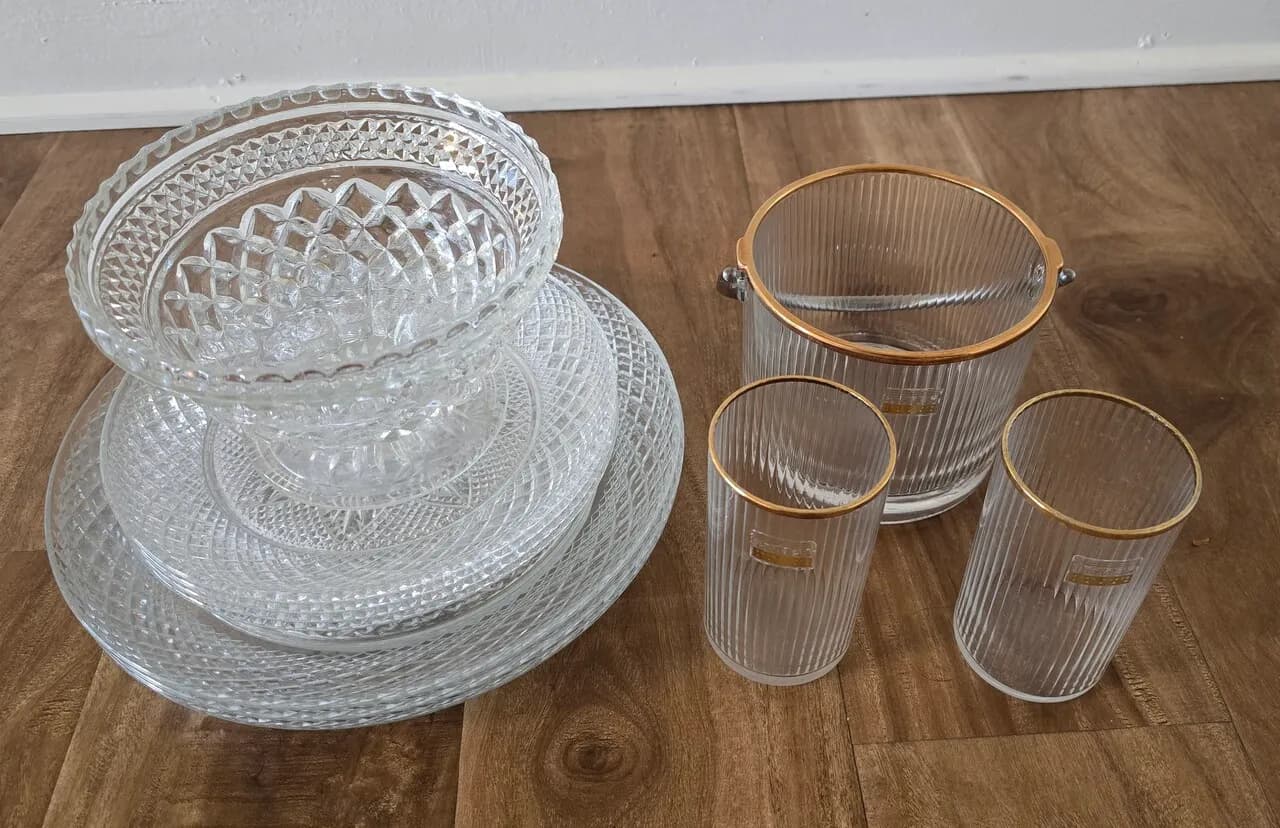 크리스탈 접시(대,중) 화채그릇 아이스 위스키잔 세트 (개당 3불로)
					무빙세일
					Los Angeles