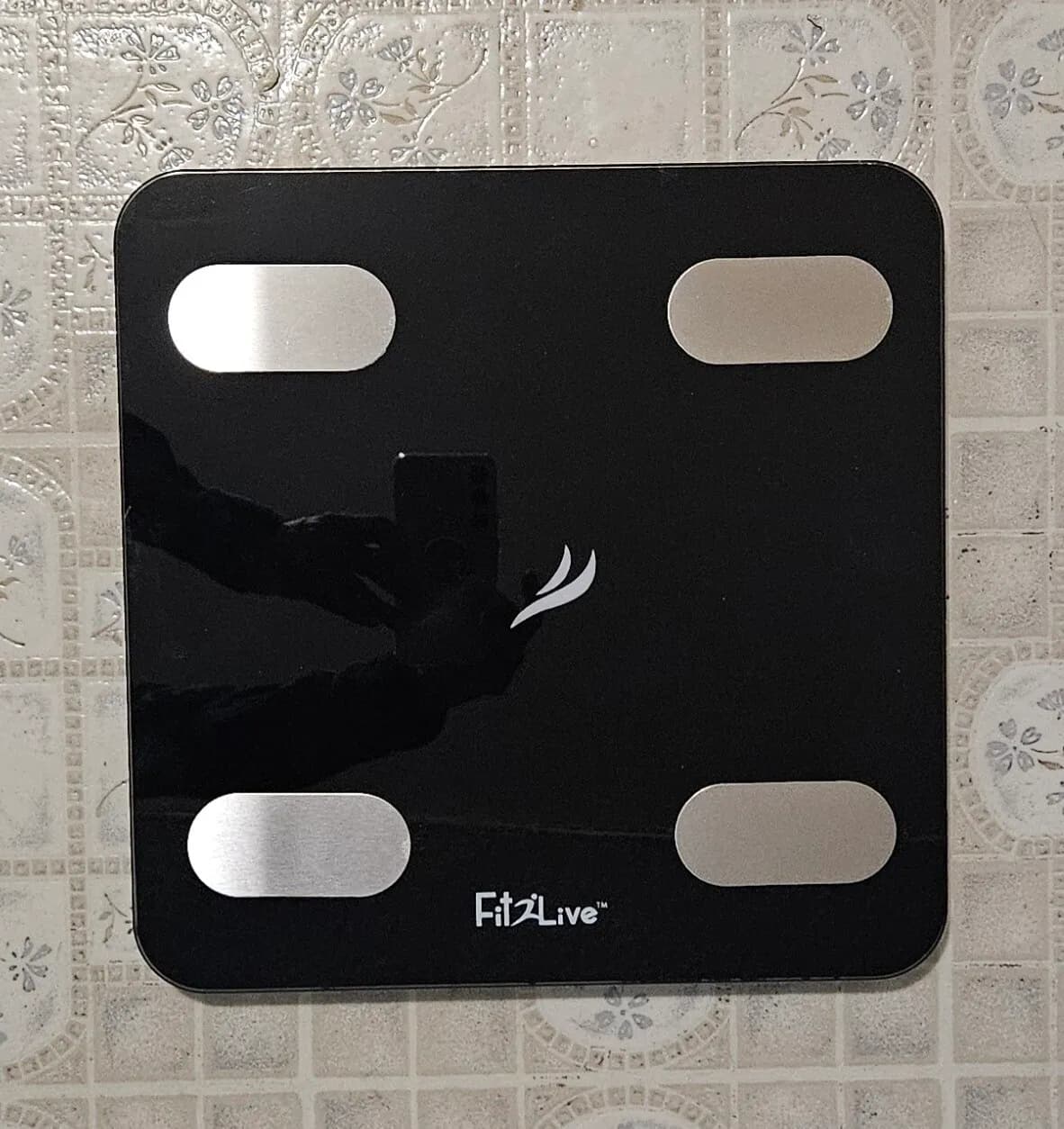 저울
					무빙세일
					Los Angeles