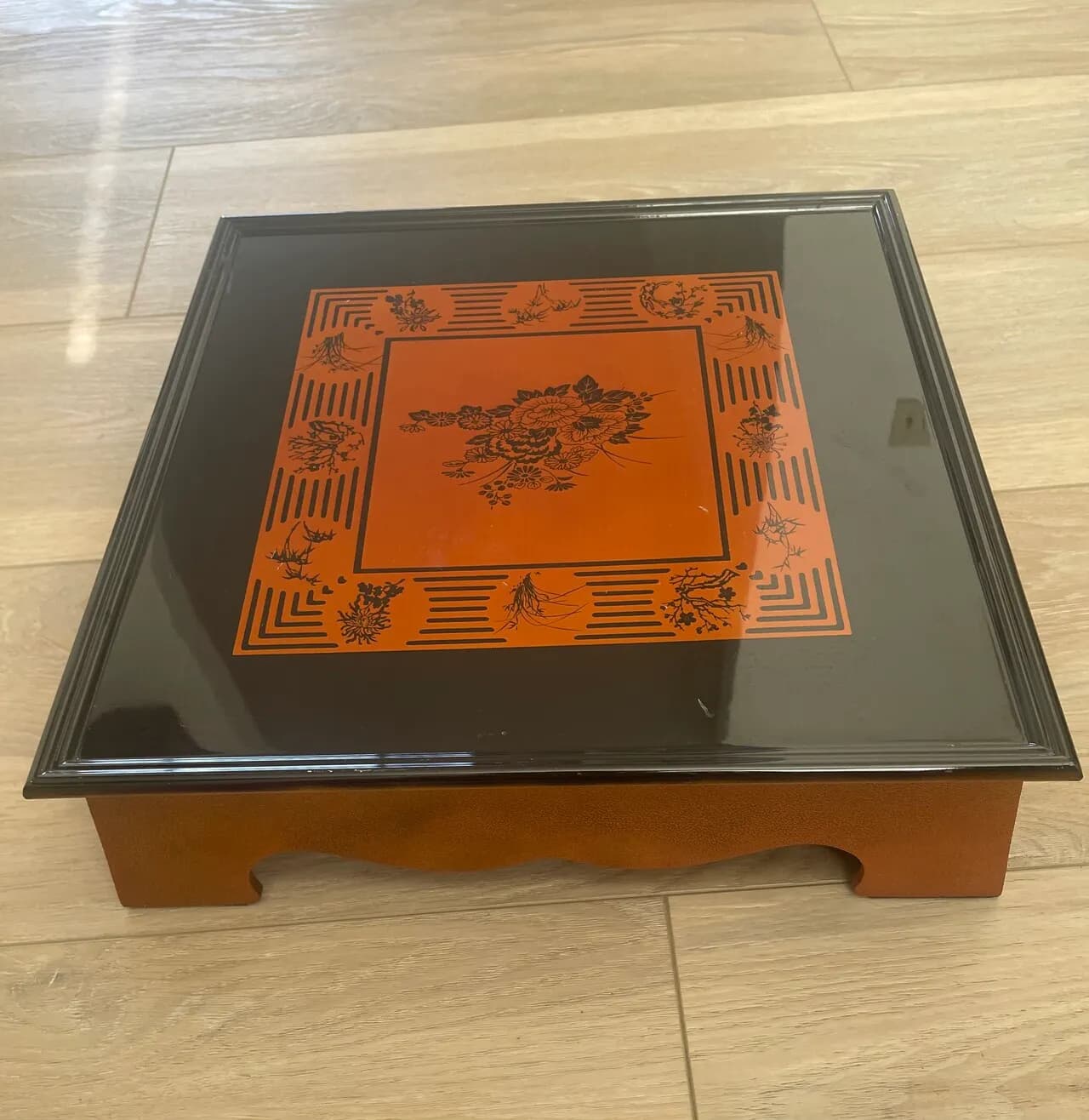 교자상
					무빙세일
					가디나