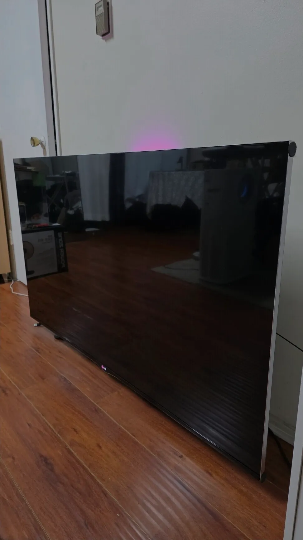 LG, 60 인치 3D 스마트 TV..
					무빙세일
					한인타운